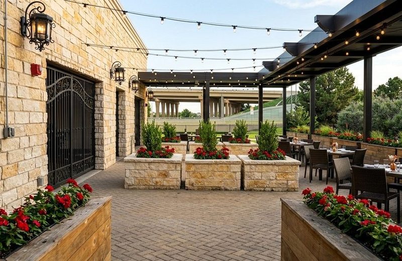 2401 Preston Road, Frisco — former Uncle Julio's restaurant space